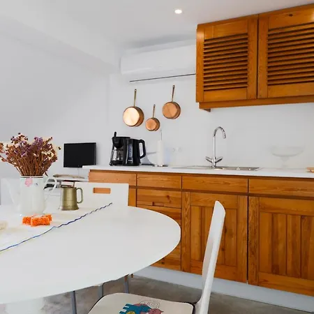 Апартаменты Baldeia - Oceanfront Понта-ду-Сол