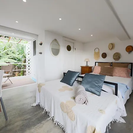 Baldeia - Oceanfront * Понта-ду-Сол