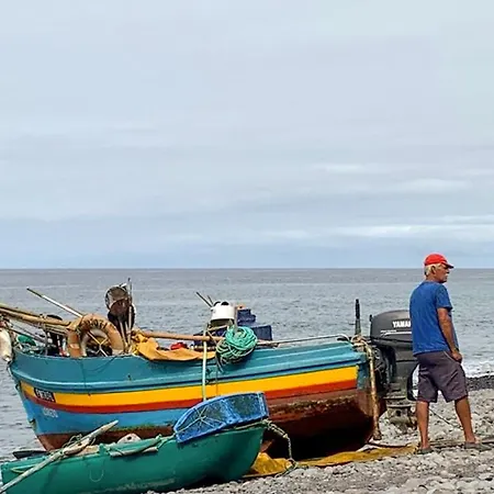 Baldeia - Oceanfront Apartment